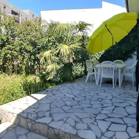 Comme A La Maison Cenon Exterior foto