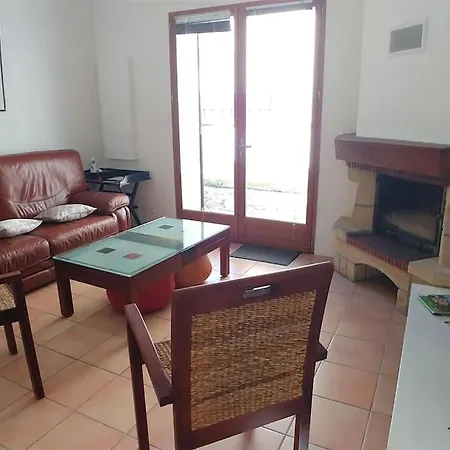 Comme A La Maison Cenon Exterior foto