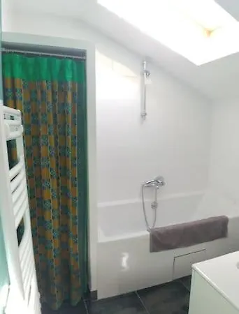 Comme A La Maison Cenon Exterior foto