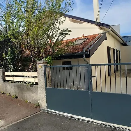 Comme A La Maison Cenon Exterior foto